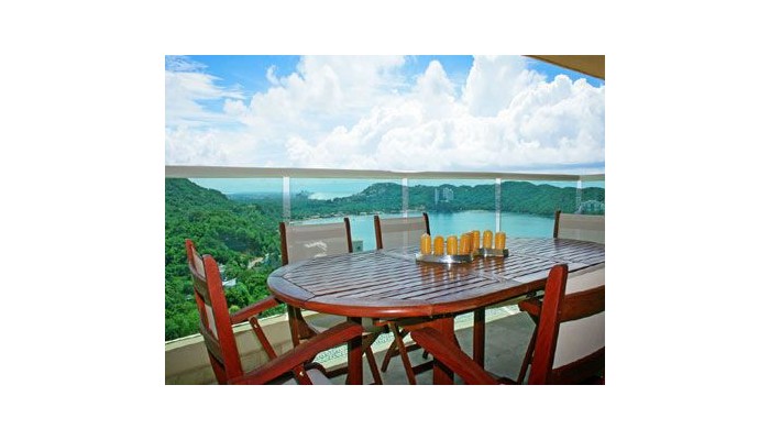 Hotel B Pichilingue Torre Esmeralda poza 8