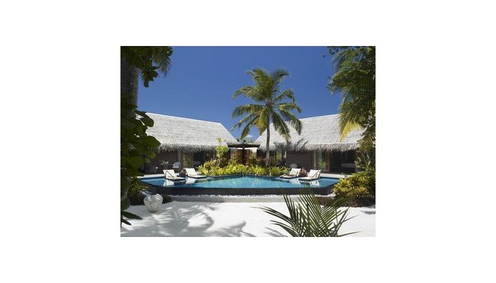 Shangri-la's Villingili Resort poza 7