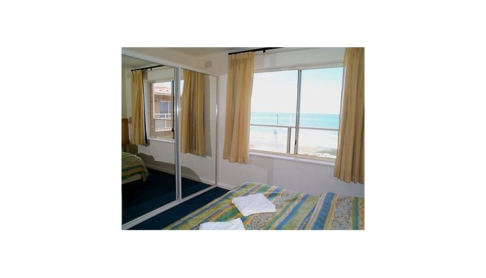 Baybeachfront Apartments poza 3