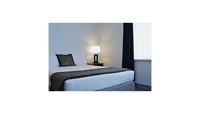 Breakfree Directors Studio poza 11