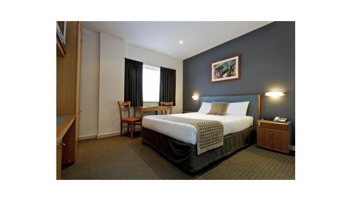 Breakfree Directors Studios Adelaide poza 3