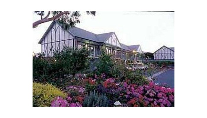 Hotel Country Comfort Manor poza 1