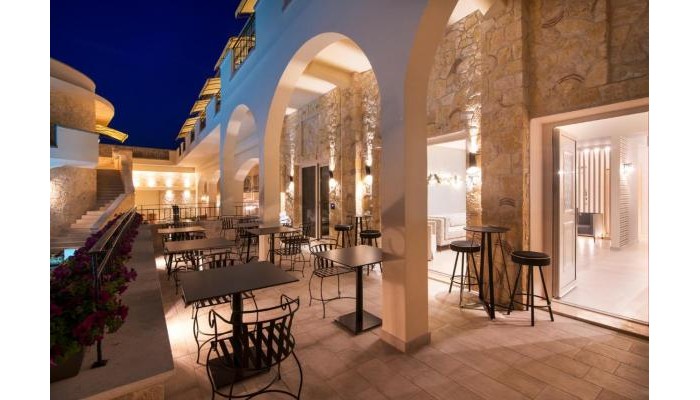 Hotel Neikos Mediterraneo Luxury Suites poza 7