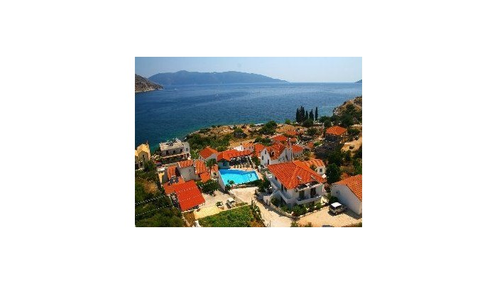 Makis Apartments poza 0