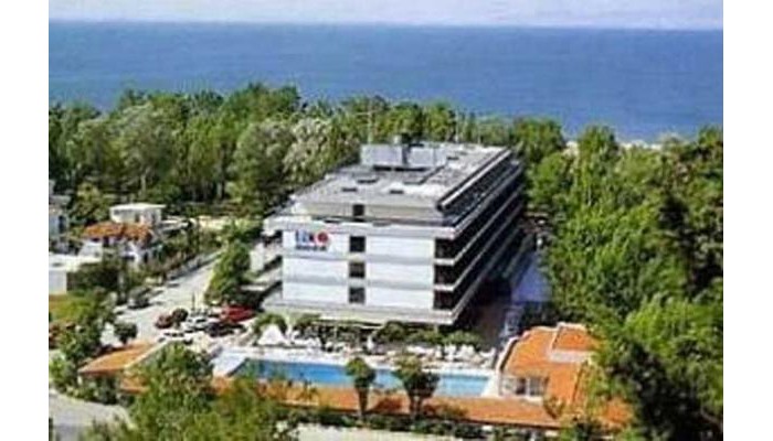 Sun Beach Hotel & Confere poza 1