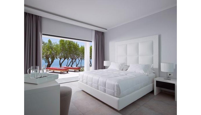 Dimitra Beach Hotel & Suites poza 4