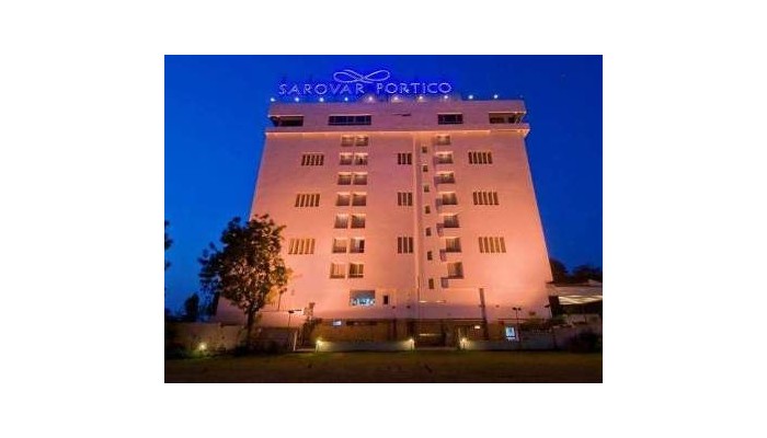 Hotel Sarovar Portico poza 7