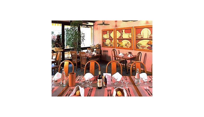 Hotel Novotel Beaumanoir poza 3