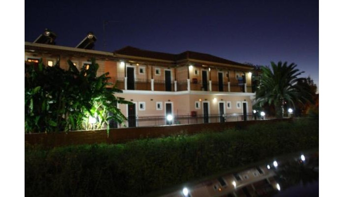 Antonio Studios poza 3