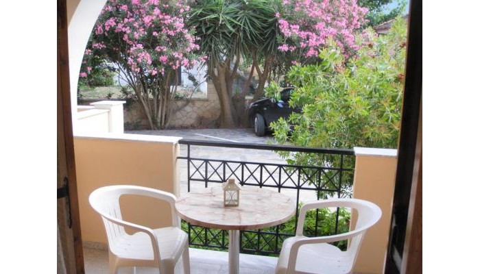 Antonio Studios poza 10