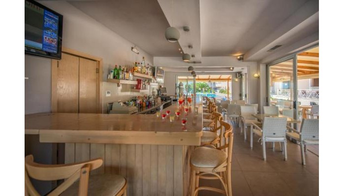 Dennis Studios Alykanas poza 6