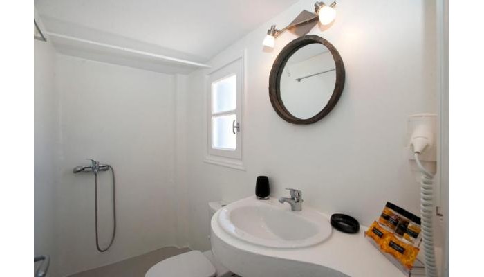 Gryparis Club Apartments poza 8