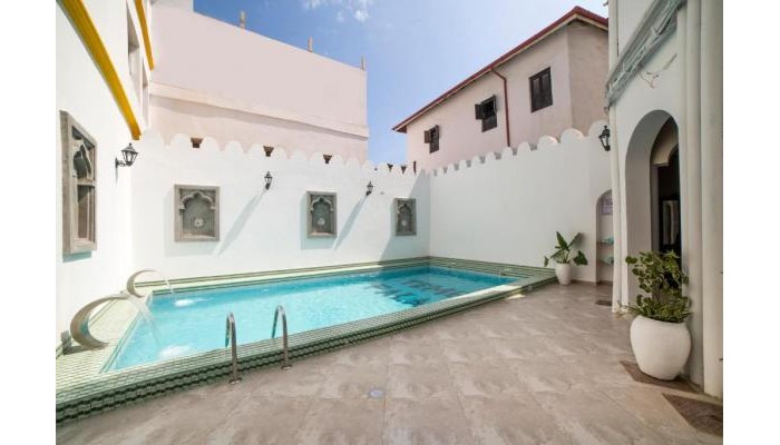 Tembo Palace Hotel poza 15