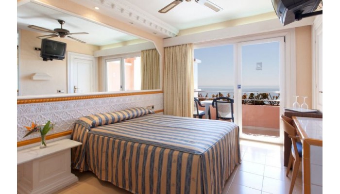 Hotel Playacapricho poza 2