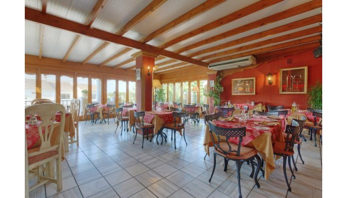 Infiniti Beach Resort poza 4