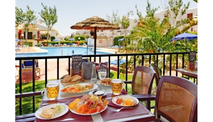 Infiniti Beach Resort poza 11