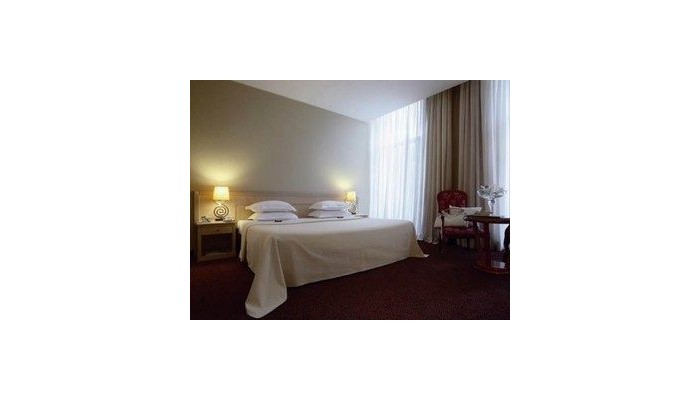 Hotel B4 Nice Park poza 6