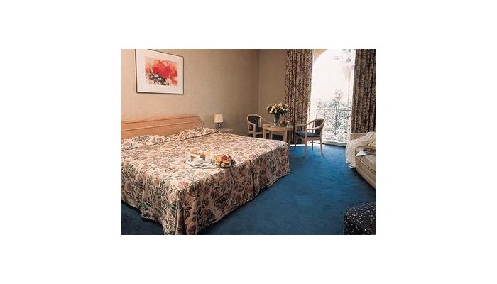 Hotel B4 Plaza poza 2