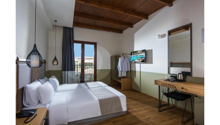 Petousis Hotel And Suites poza 3