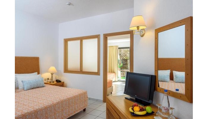 Annabelle Beach Resort poza 3