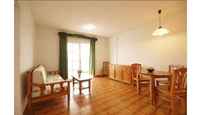 Castell Sol Apartments poza 2