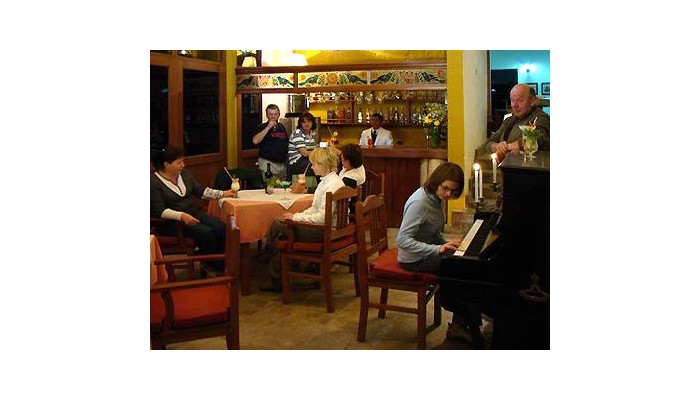 El Refugio Hotel poza 5