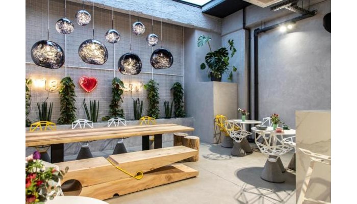 Hotel 14 Reasons Why poza 15