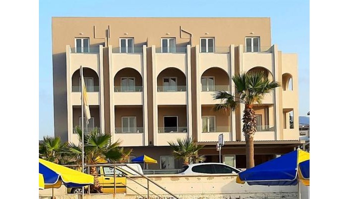 Merilyn Central Apartment poza 1