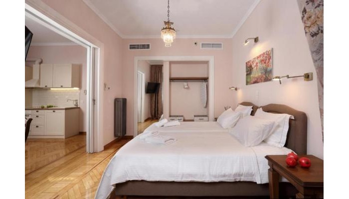 V1935 Luxurious Apartments poza 7