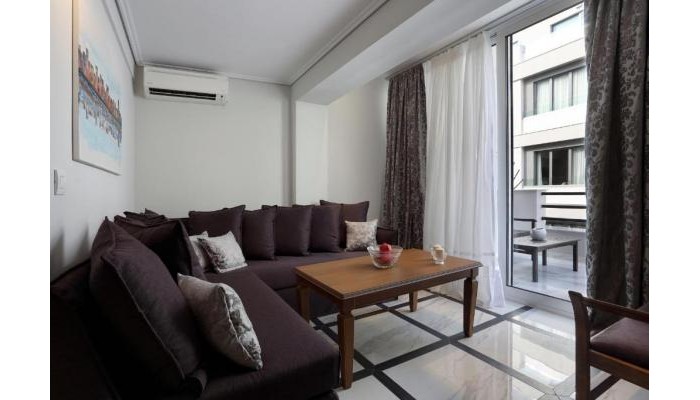 V1935 Luxurious Apartments poza 11