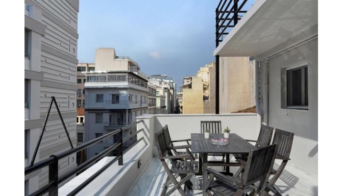 V1935 Luxurious Apartments poza 23