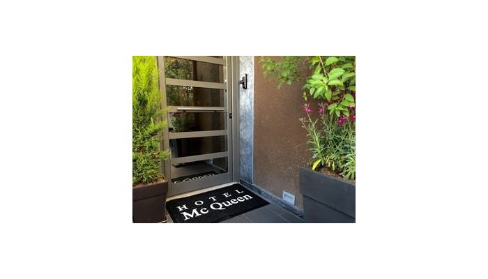 Mc Queen Hotel poza 0