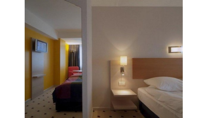 Park Inn Hotel poza 5