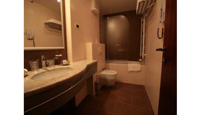 Hotel Atrium Residence Baska poza 9