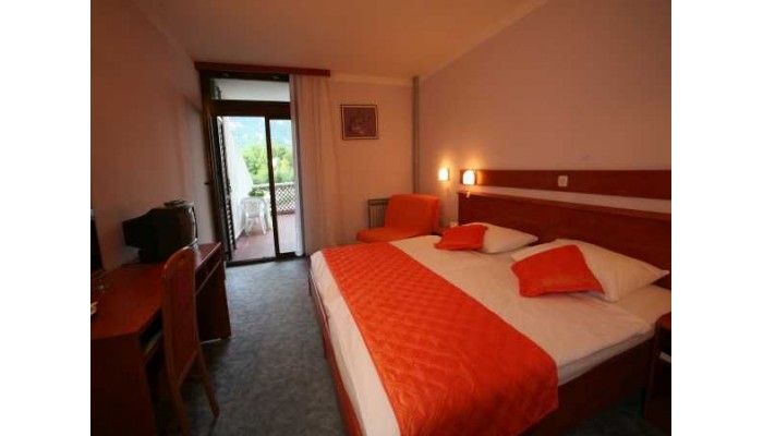 Hotel Corinthia poza 19