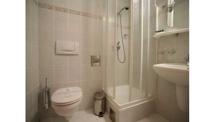 Hotel Corinthia poza 24