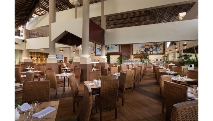 Hotel Impressive Punta Cana poza 4