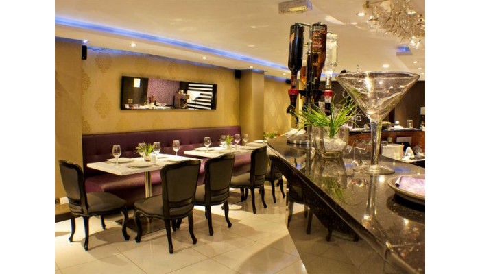 Hotel Exposuites Parque Central Bavaria poza 11