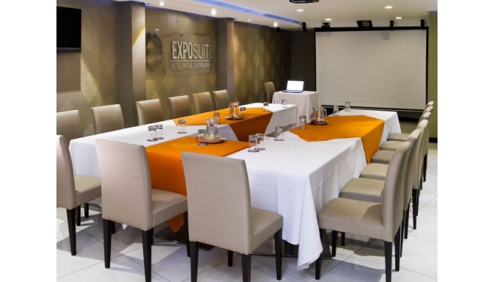 Hotel Exposuites Parque Central Bavaria poza 4