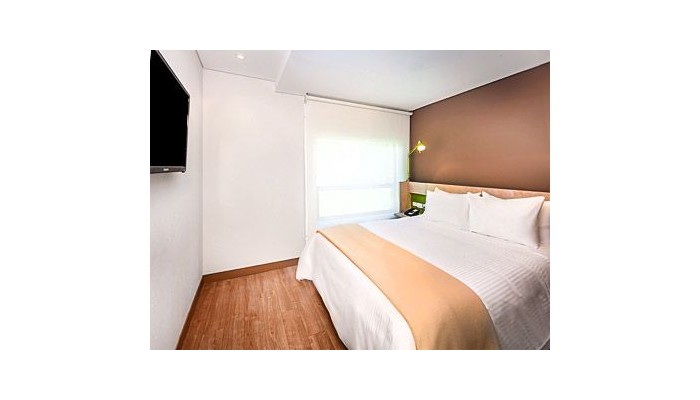 Hotel Ghl Mika Suites poza 1