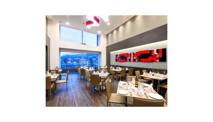 Hotel Nh Urban 26 Royal poza 8