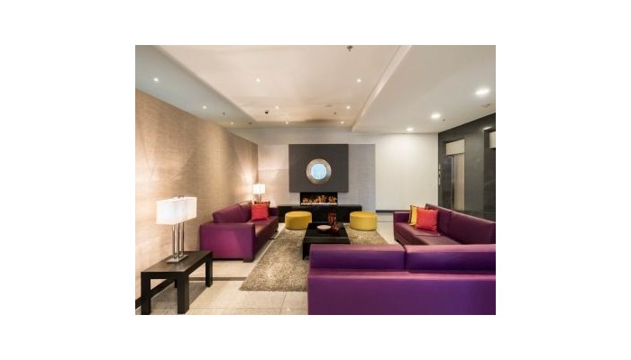 Hotel Nh Urban 26 Royal poza 2