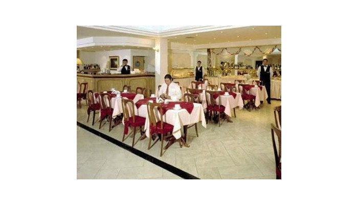 Centuria Hotel poza 9