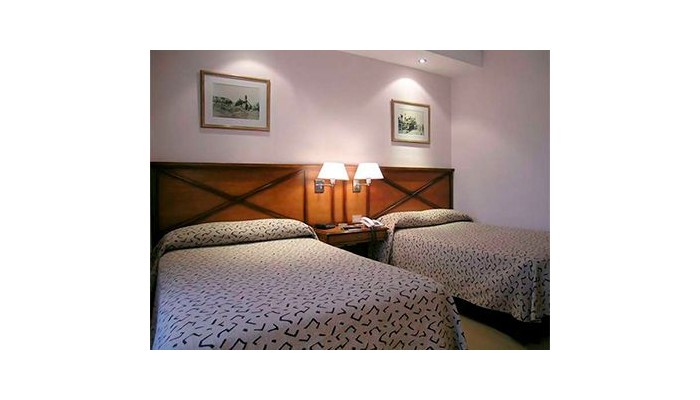 Elegance Hotel Tres Arroyos poza 2