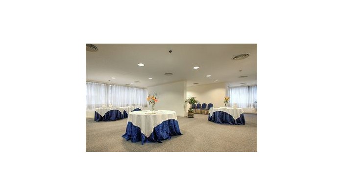 Hotel 818 Suites poza 9