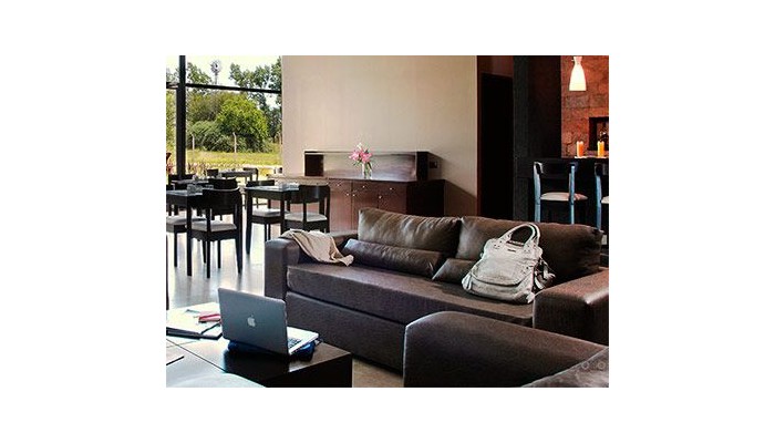 Hotel Dazzler Campana poza 4