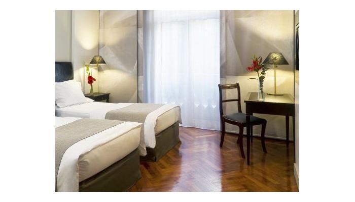 Hotel Nh Crillon poza 4