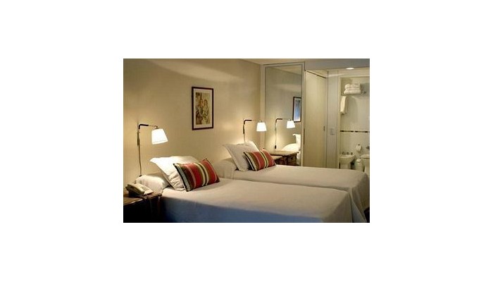 Hotel Rent In poza 8