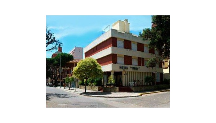 Hotel Resi poza 1