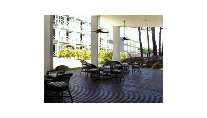 Howard Johnson Hotel And Convention Center Carilo poza 9